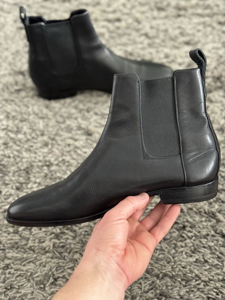 Hugo Boss 50424910 Челсі Cult Cheb  Розмір US 8 ідуть на 43 27.5