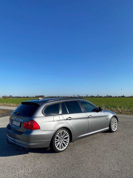 BMW E91 PO LIFT bardzo zadbane auto