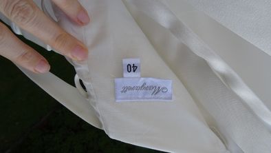 Elegancka i wygodna suknia ślubna i dodatki – bez śladów użytkowania!!