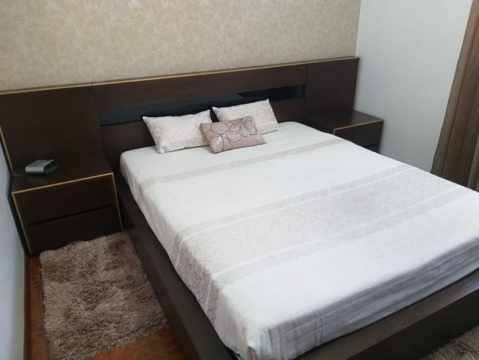 Cama casal estrado elevatório