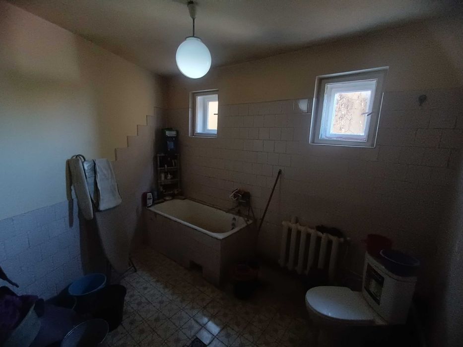 2 поверховий цегляний будинок 1990х с. Великі Береги 10 км до Берегова