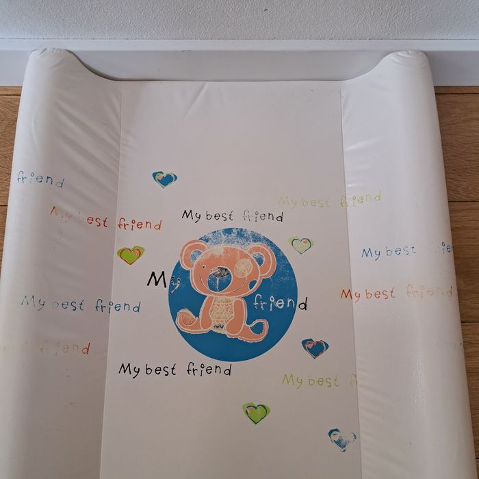 Przewijak dla niemowlaka