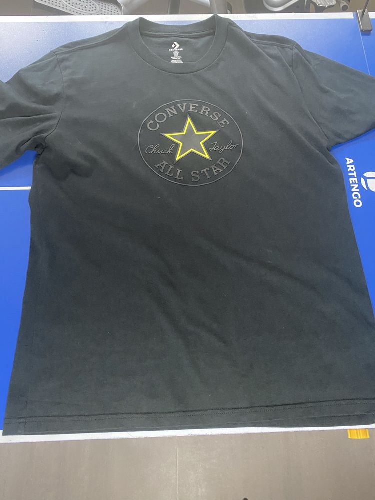T-shirt preta da converse