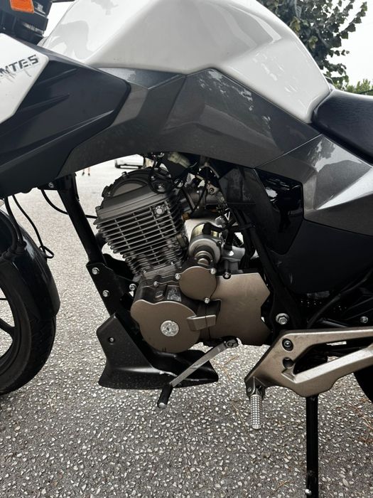 Vendo ou troco Zontes 125z