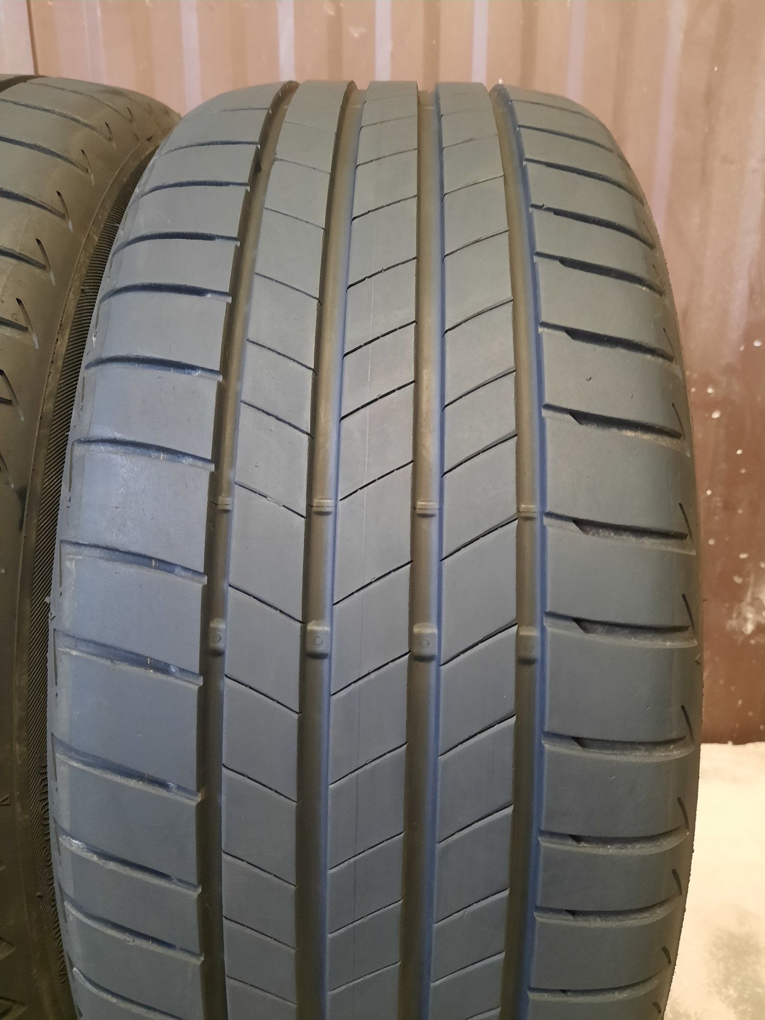 4 opony 225/40 R19 Prielli Pzero, Bridgestone Turanza T005