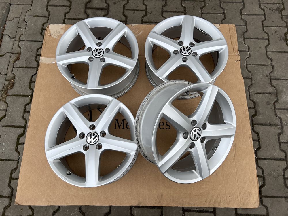 Диски титани r17 VAG 6.5Jx17H2 ET39 колеса 1K8071497A