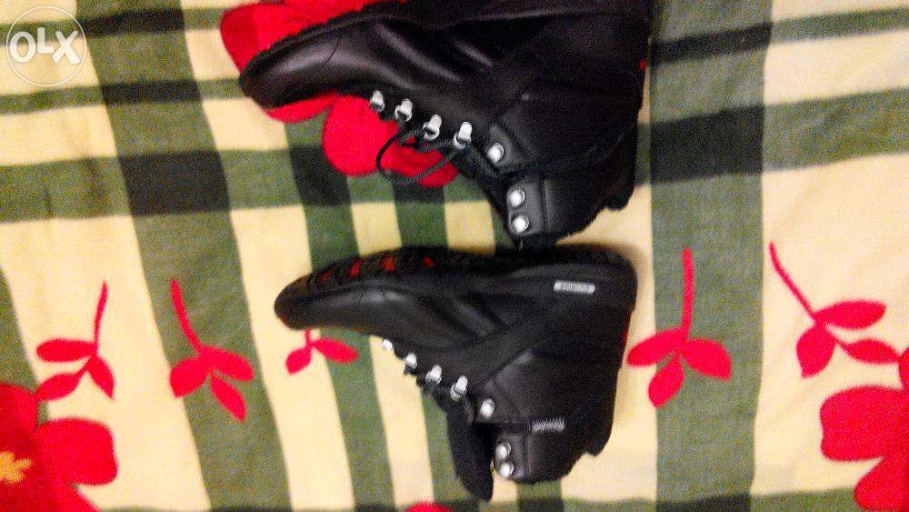 Новые зимние мужские ботинки Reebok