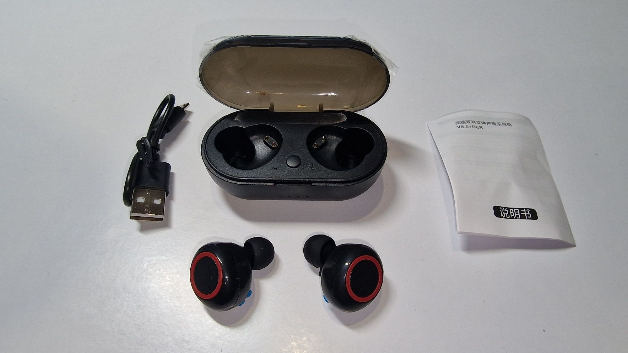 Бездротові навушники TWS Y50 з Bluetooth 5.0 та кейсом, чорні