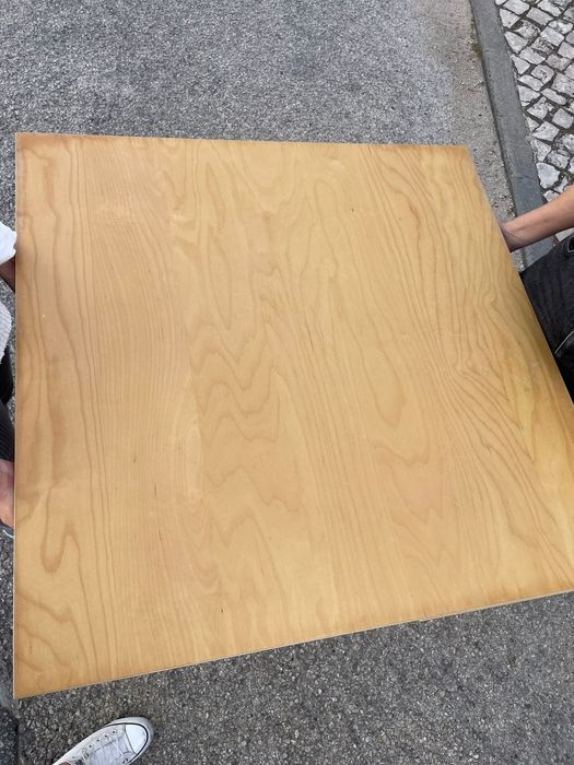 Mesa IKEA cor bétula