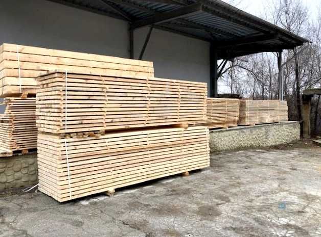 Купити пиломатеріали — дошка обрізна, рейка, брус оптом із заводу