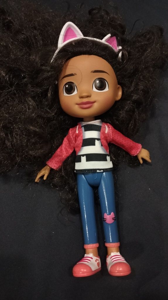Oryginalne lalki Mattel Hasbro DWA LLC