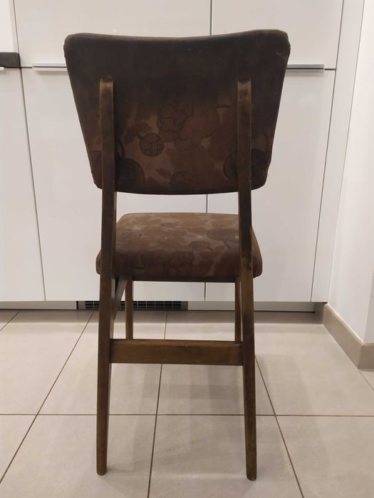 krzesło z czasów PRL