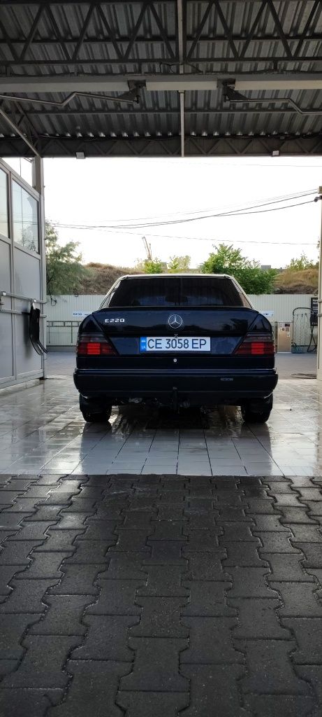 Продам Mercedes W124