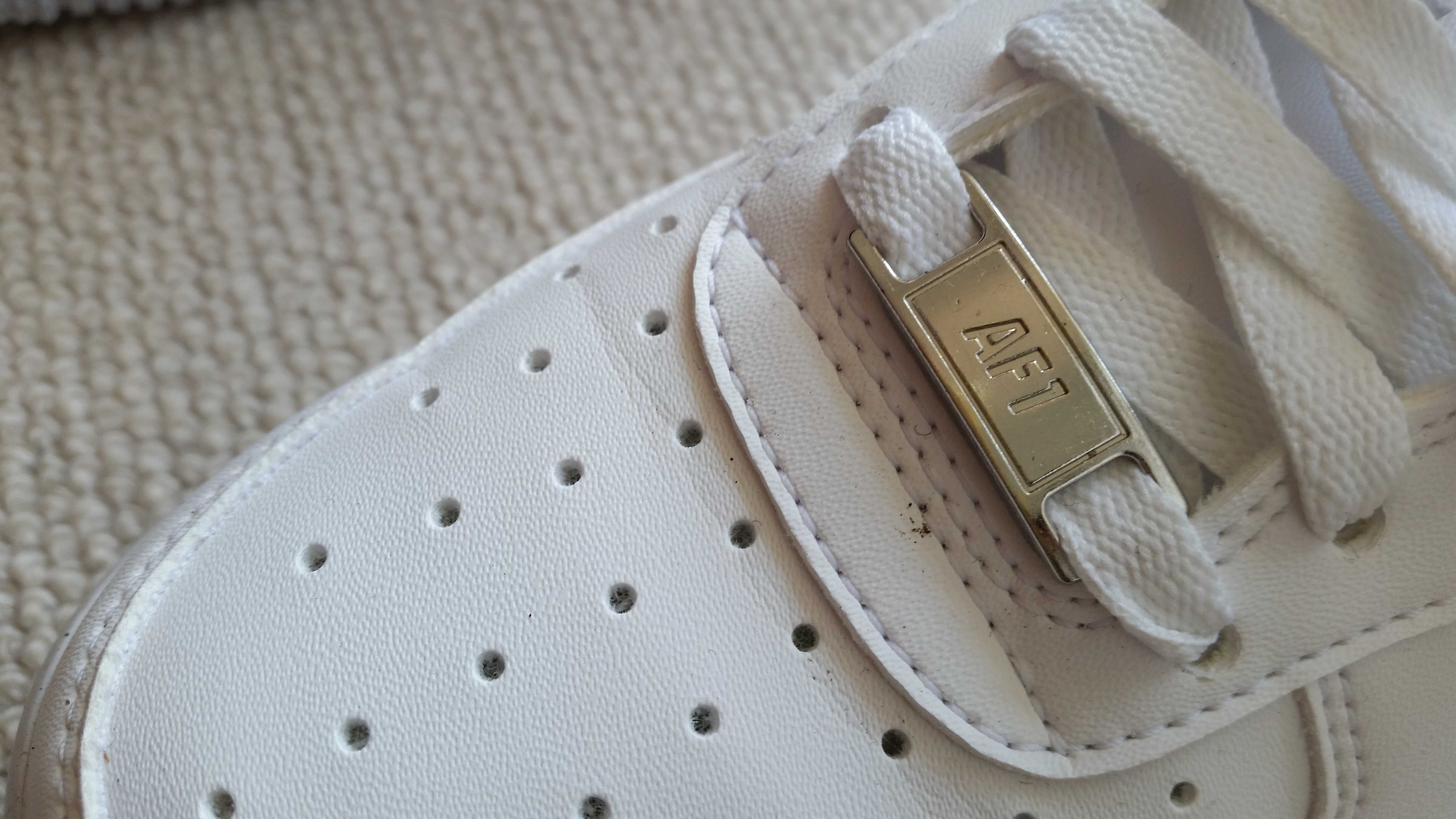 Damskie buty NIKE Air Force 1