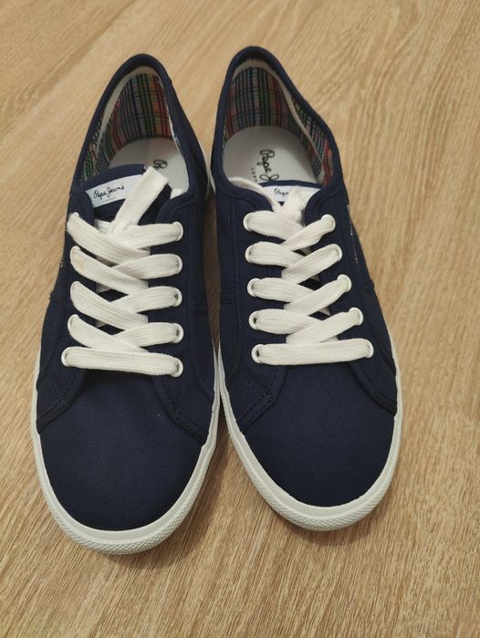 Sapatilhas/Ténis Pepe Jeans (tamanho 40)