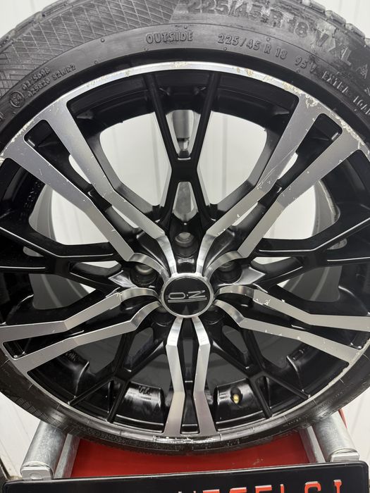 Alufelgi KOMPLET 18 cali 5x112 OZ Racing AUDI VW SKODA A3 A4 A5 Golf
