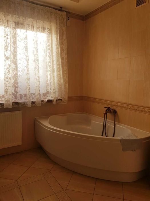 Родинний будинок для комфортного життя в м. Пустомити 9 км від Львова