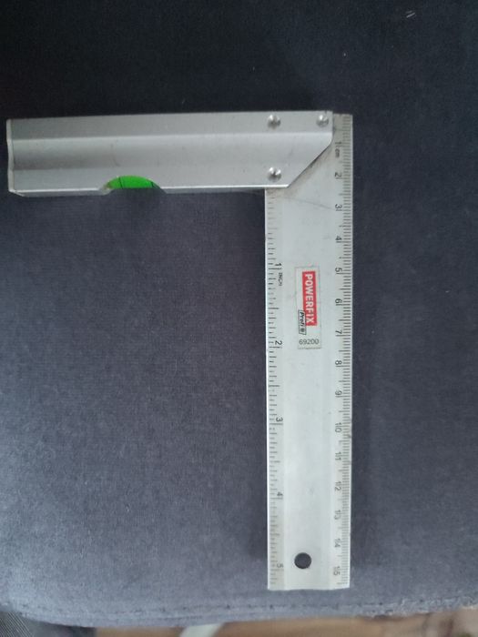 Kątownik powerfix 15 cm