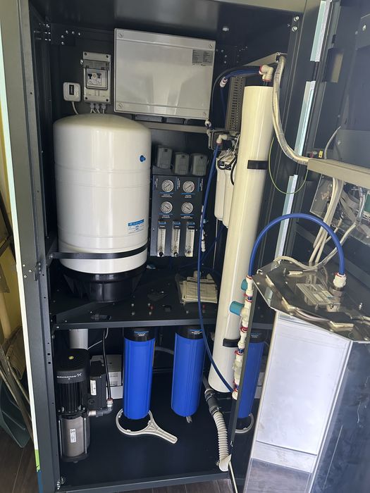 Автомат воды Ecosoft КА-250 / Здорова Вода