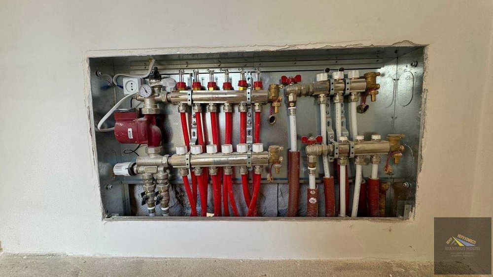 Частина будинку в парковій зоні