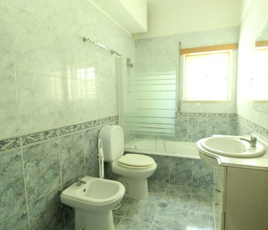 Apartamento T3 Parqueamento, arrecadação, Quinta da Fidalga, Seixal.