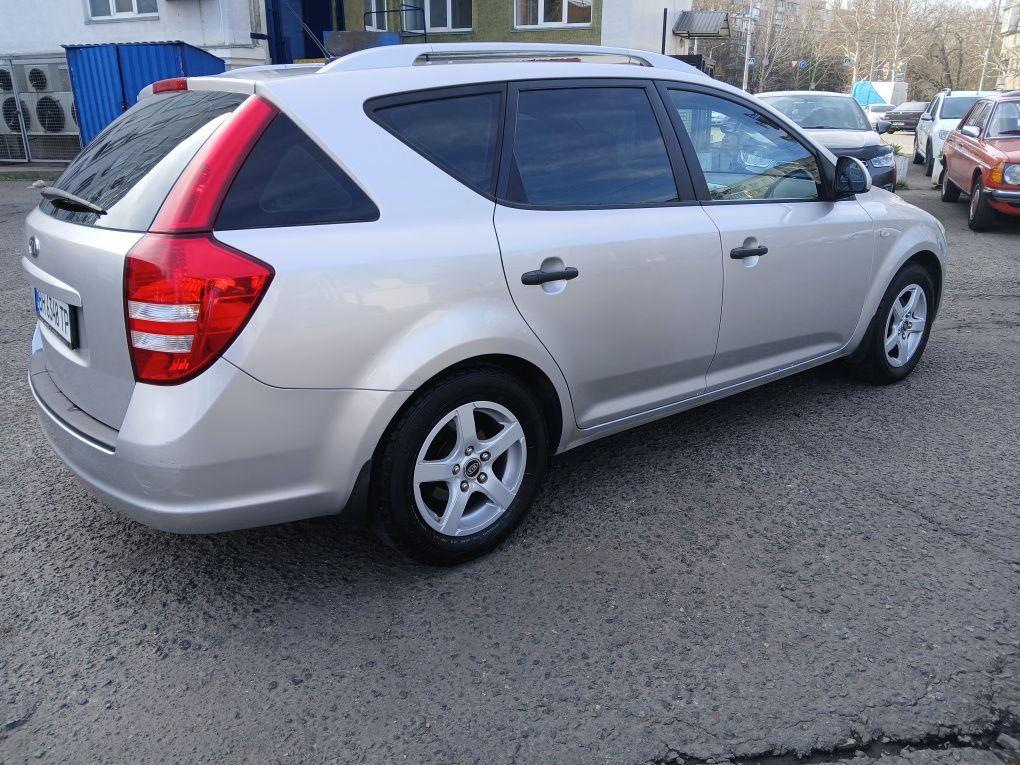 Kia side automatic