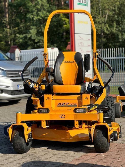 CubCadet Zero Turn XZ7 L122 Ultima traktor ogrodowy Dostępny od ręki!