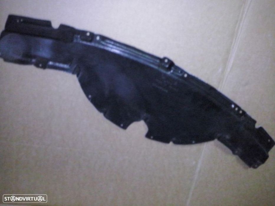 Forra junto parachoques Bmw E90 e E91 NOVA