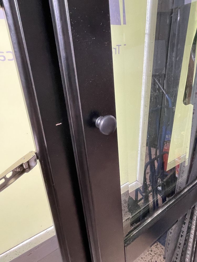 Ikea portas prateleiras varão e sapateira