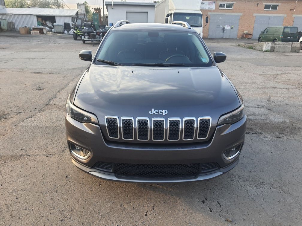 Продам Jeep cherokee