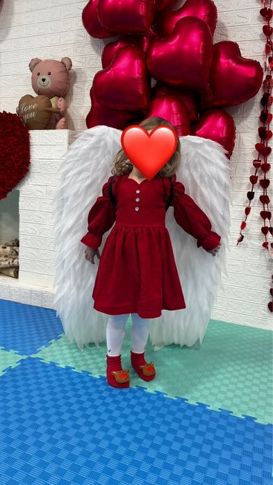 Червона сукня 104р.