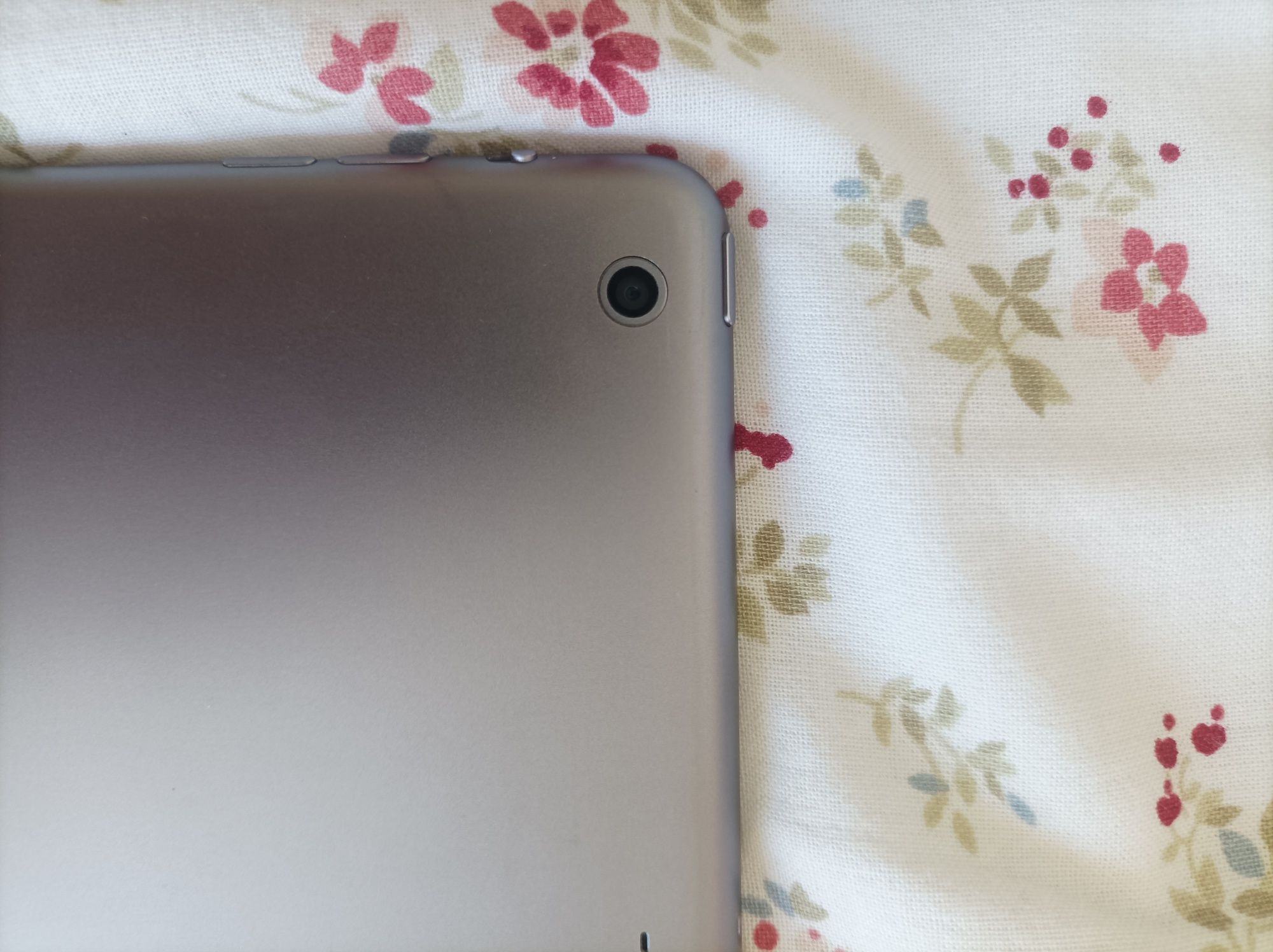 Apple iPad Air 16GB Wi-Fi