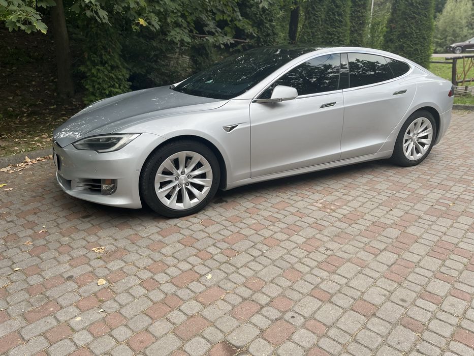 Продається Tesla model S 100D