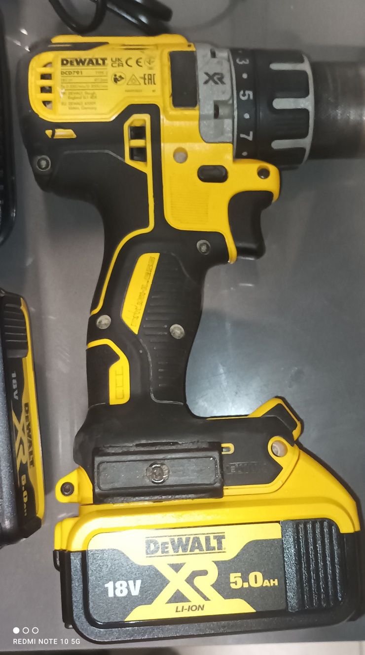 DeWalt DCD791 - akumulatorowa wiertarko-wkrętarka