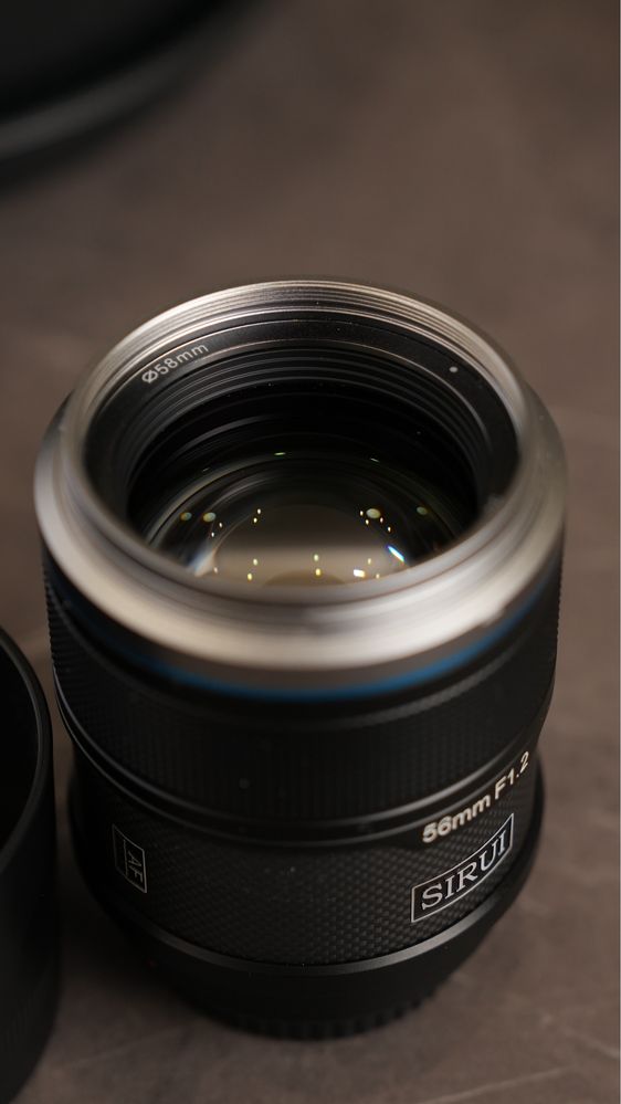 Продам обьєктиви Sirui 23mm і 56mm комплект для камери Sony