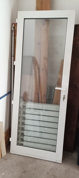 Porta alumínio com vidro 200x82