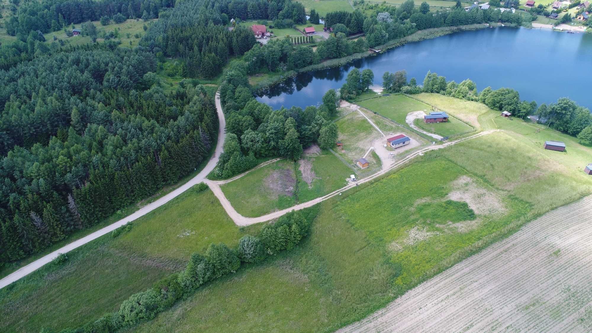 Działka nad jeziorem - Mazury