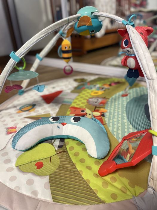 Развивающий коврик tiny love