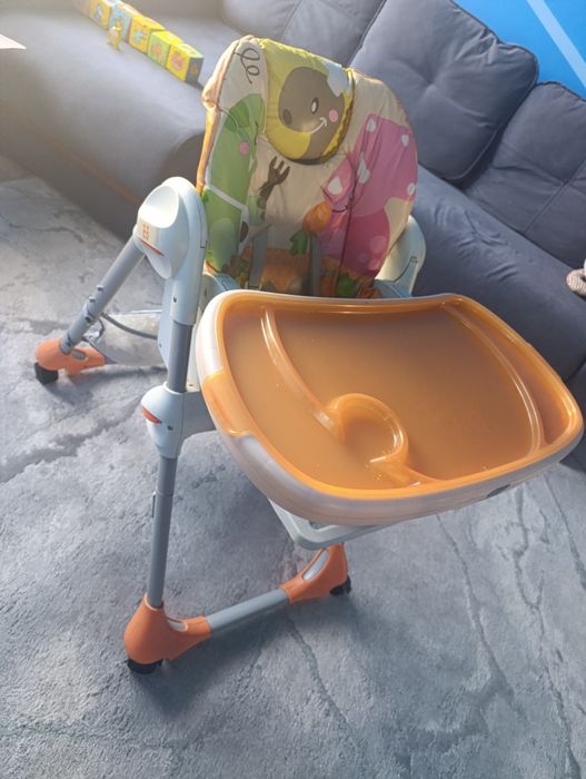 Продам столик для кормления