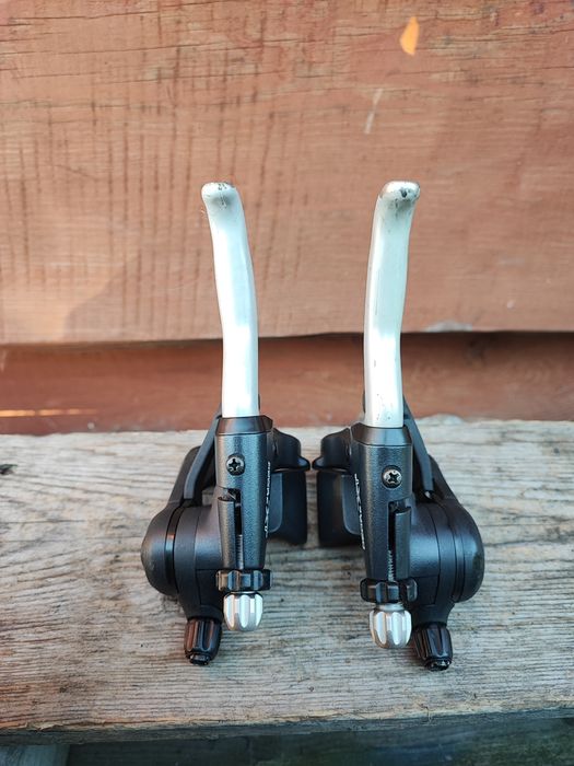 Klamkomanetkami rowerowe Shimano Deore XT M737 3x8 canti Retro MTB