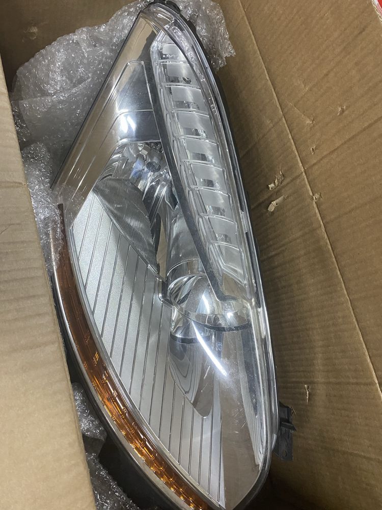 Otica citroen c4 grand picasso