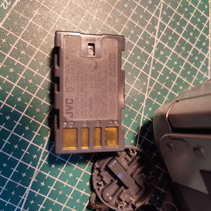Kamera JVC GR-D815E - nietestowana