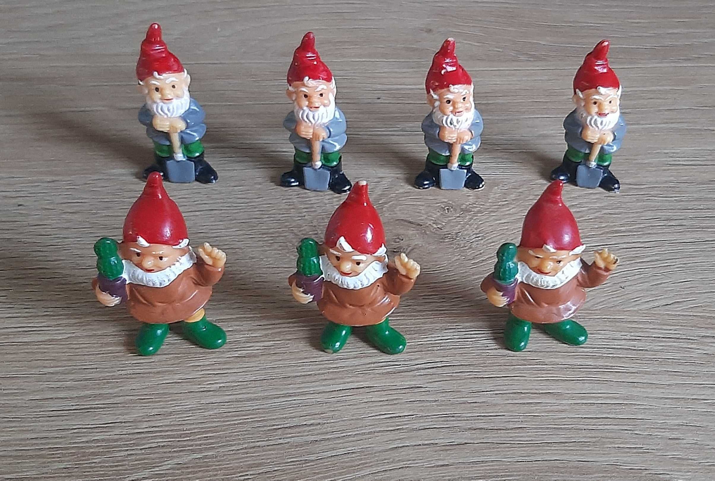 Figurki kolekcjonerskie Kinder Ferrero- krasnale