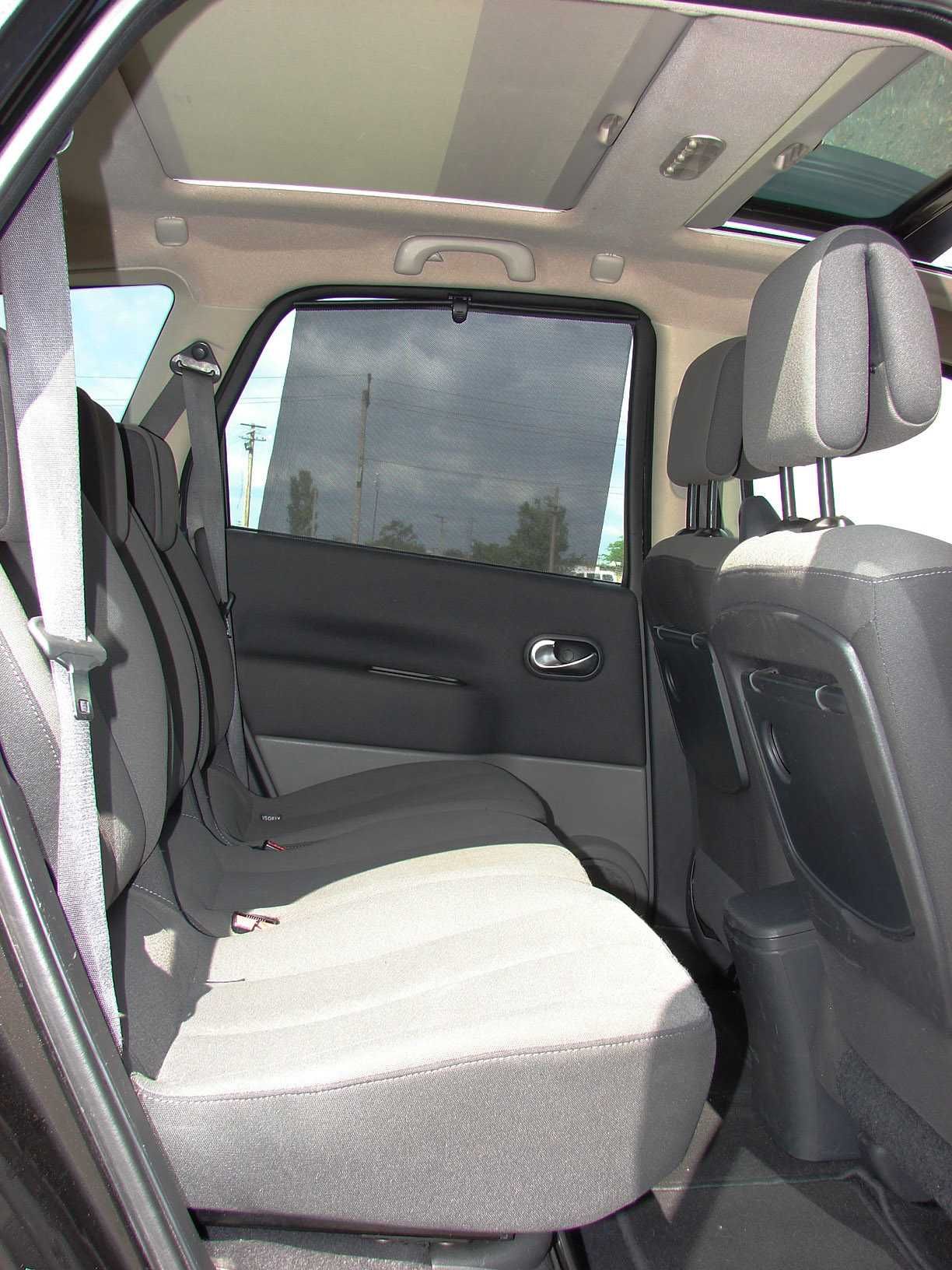 Свежепригнанный Renault Grand Scenic 1.6 MPi 2008 год
