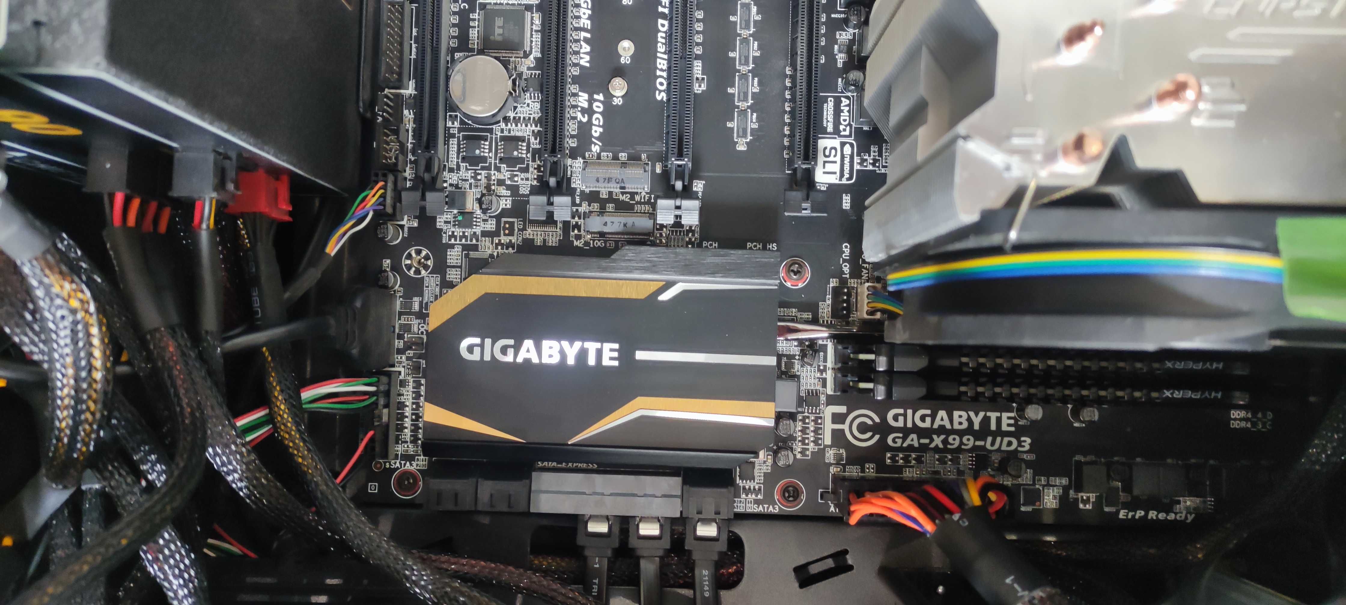 Intel Core i7-5820K + Gigabyte GA-X99-UD3 (GA-X99-UD3)