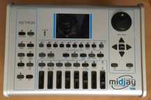 Ketron Midjay arranjador e leitor de arquivos midi e MP3