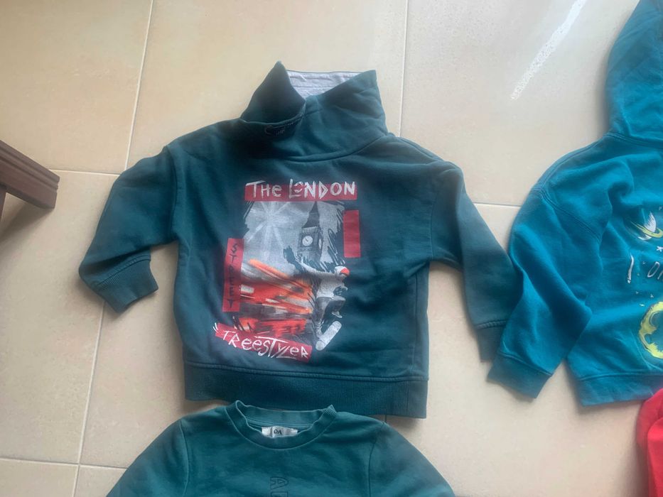 5x Hoodies | Sweatshirt | Camisolas de Rapaz - 5/6 anos - Lote