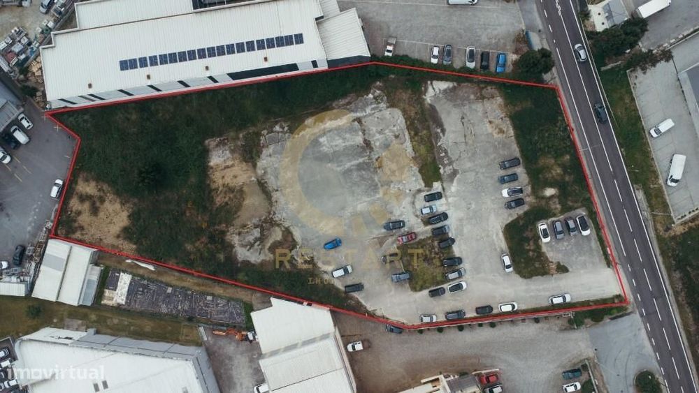 Terreno com projeto em fase de aprovação para construção de armazém