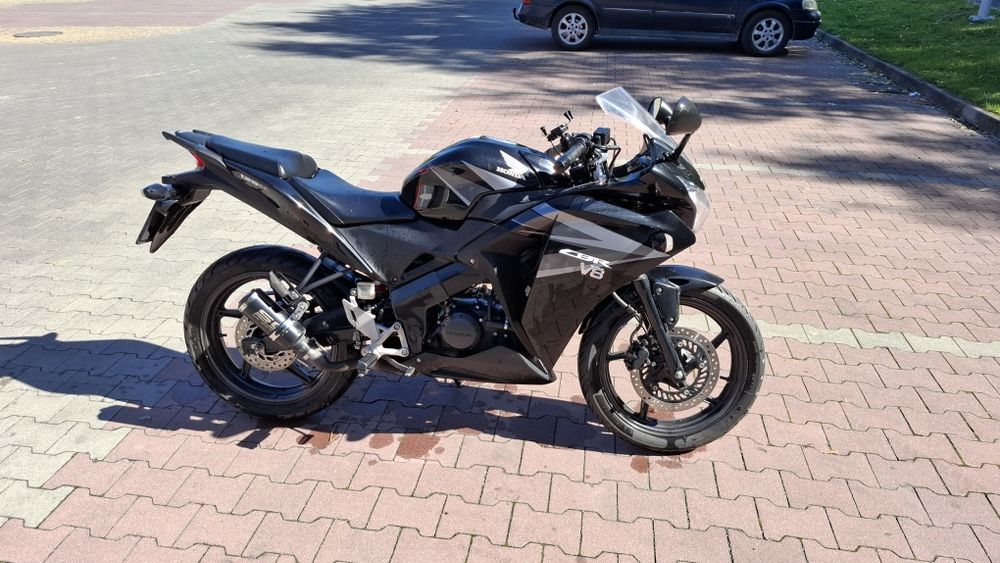 Motocykl Honda cbr125r
