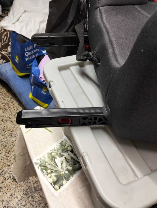 Cadeiras e banco auto